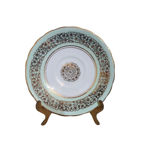 Victoria C& E Teacup and Saucer Gold Trim Gold Floral Band - Picture 3 of 7